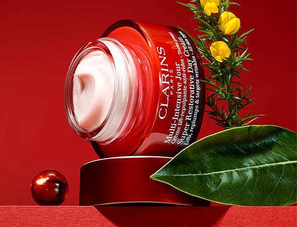 Everything you need to know about Clarins Super Restorative Day & Night Creams